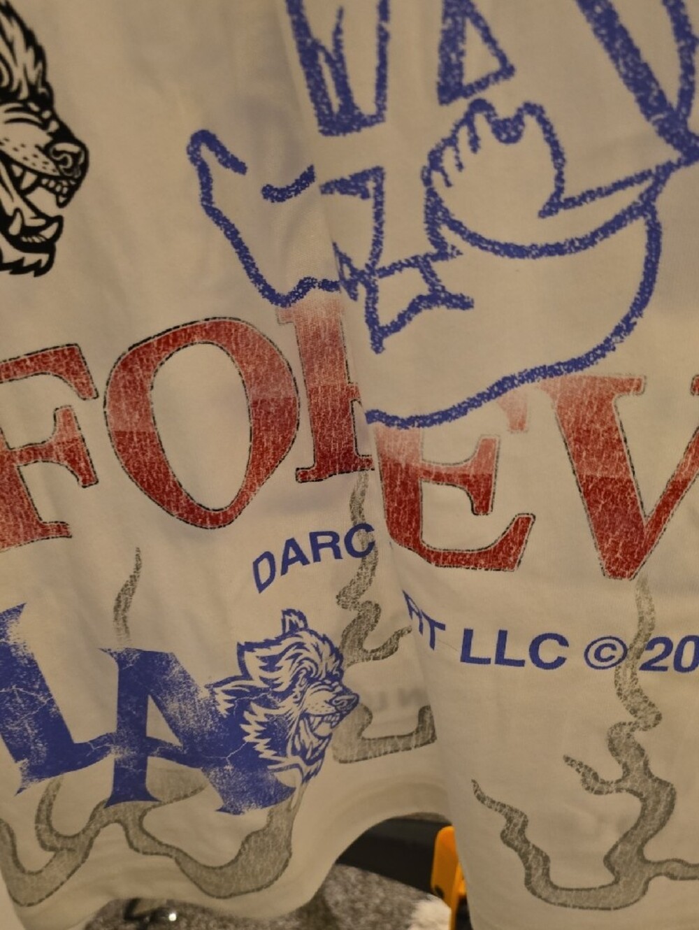 NWT Darcsport White 'Wolves Forever' Graphic Short Sleeve Tee by - Picture 4 of 8